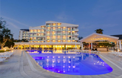 کلاب هتل فالکون (Club Hotel Falcon)