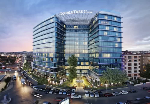 هتل دابل تری بای هیلتون (DoubleTree by Hilton)
