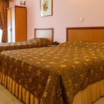 هتل گراند کیش(grand hotel kish) از هتل های 3 ستاره در جزیره کیش است که دارای ساختمانی زیبا و لوکس می باشد.