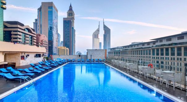 هتل جوورا (Gevora Hotel) ، هتلی چهار ستاره ، بلندترین هتل جهان است .