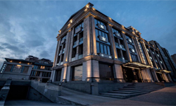هتل آقابابایانز ایروان ( Aghababyan’s Hotel )